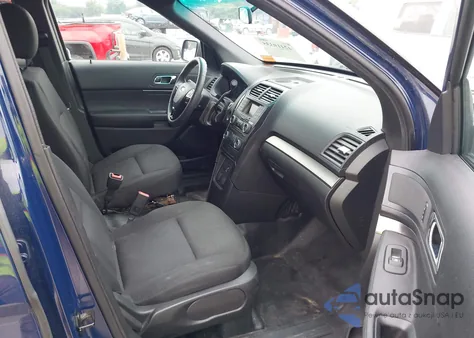 2016 Ford Police Interceptor z USA, uszkodzony, nr VIN 1FM5K8AR1GGC37606